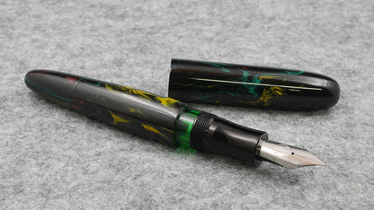 Majestic - Large - Corrl Guinea Bissau yellow v1- piston - Bock 380 #8 nib