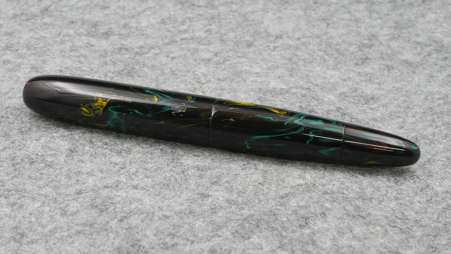 Majestic - Large - Corrl Guinea Bissau yellow v1- piston - Bock 380 #8 nib