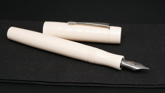 Orville - Medium - Faux Ivory resin - clip - #6 nib