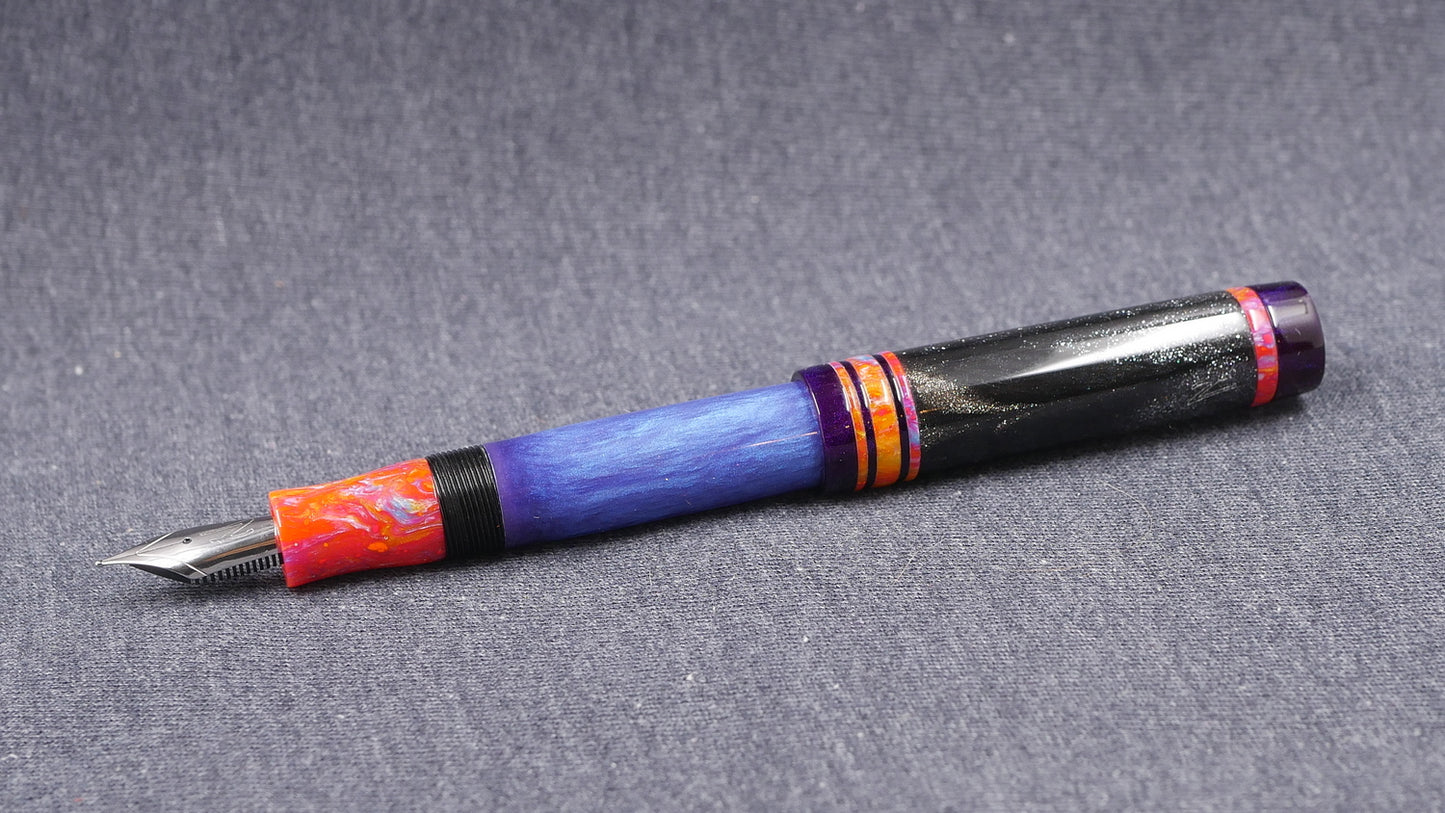 Knickerbocker - Medium - Nebula resins - #6 nib