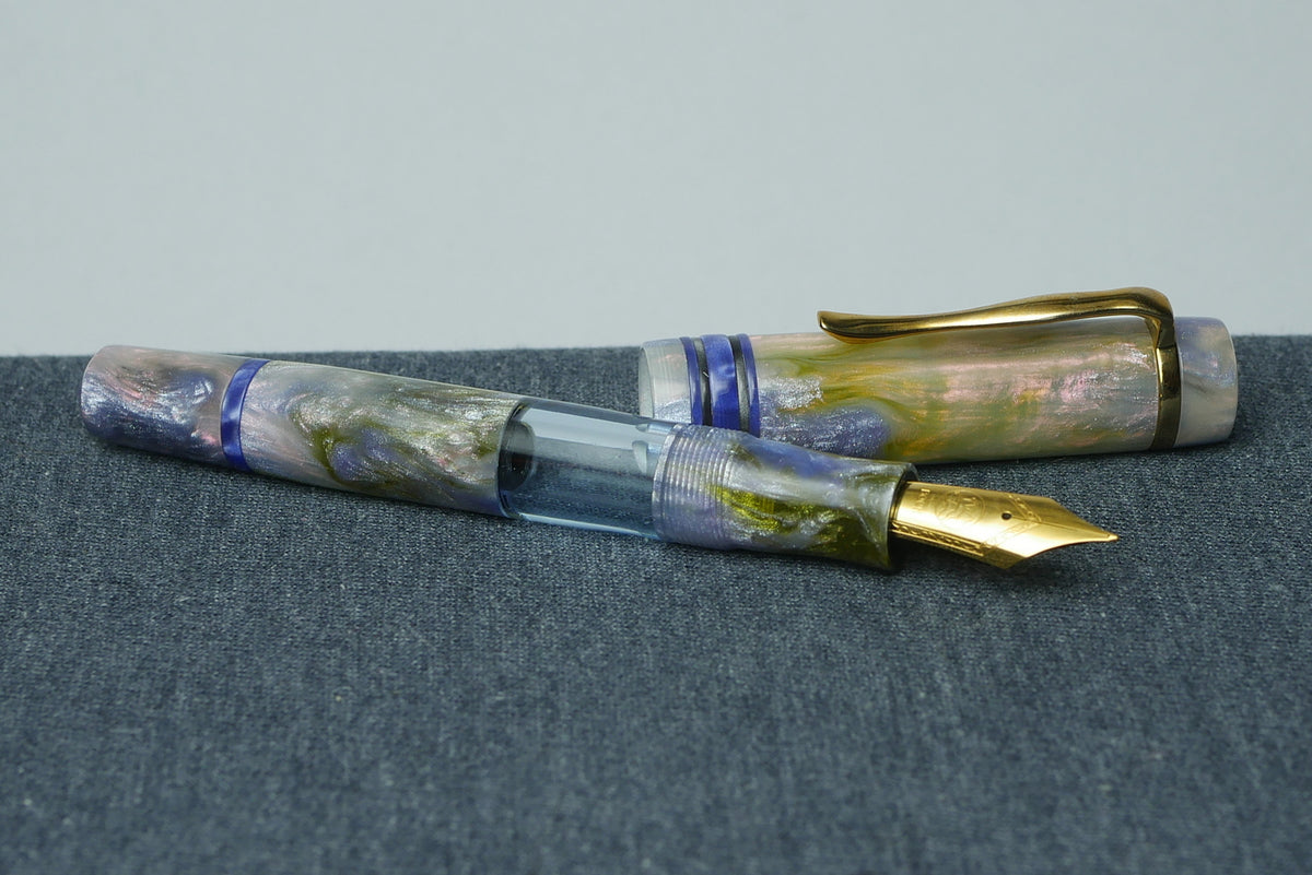 Knickerbocker - Medium - D2 Arkansas Abalone resin
