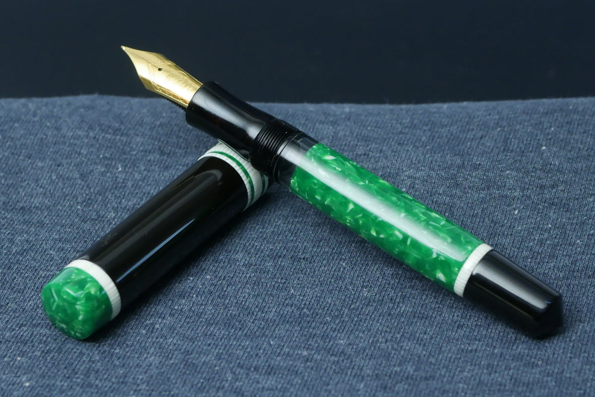 Knickerbocker - Medium - 2 - Sheaffer Jade ceblox, Ivory celluloid, Black ebonite