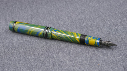 Knickerbocker - Medium - Nikko Tropical ebonite - #6 nib
