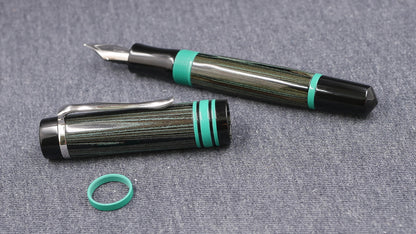 Knickerbocker - Medium - NYH Teal ripple and teal ebonites - #6 nib