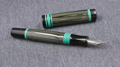 Knickerbocker - Medium - NYH Teal ripple and teal ebonites - #6 nib