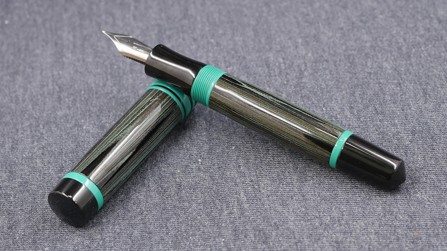 Knickerbocker - Medium - NYH Teal ripple and teal ebonites - #6 nib