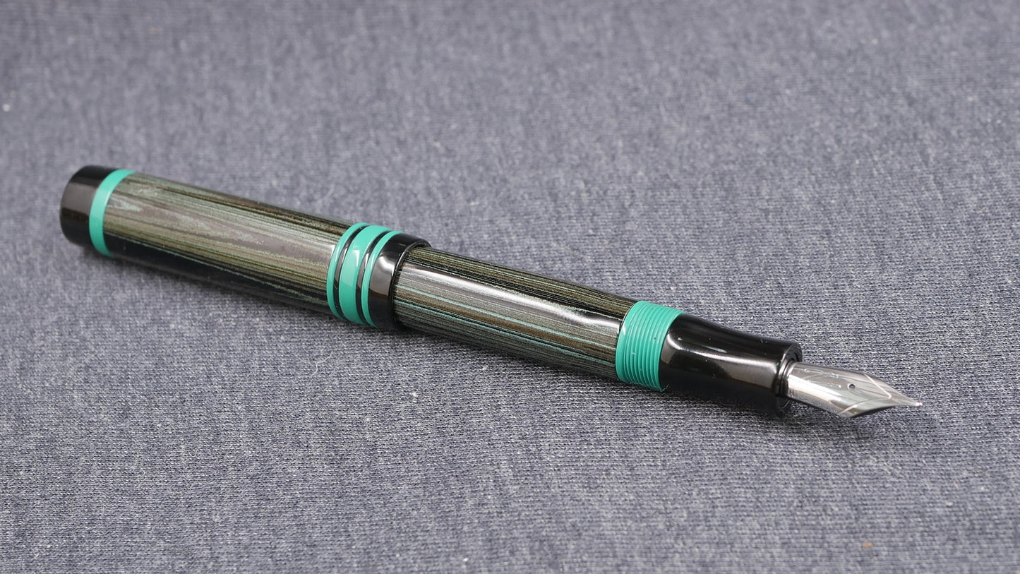 Knickerbocker - Medium - NYH Teal ripple and teal ebonites - #6 nib