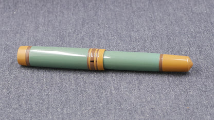 Knickerbocker - Medium - SEM Honey, Reed Green, Nougat ebonite - #6 nib