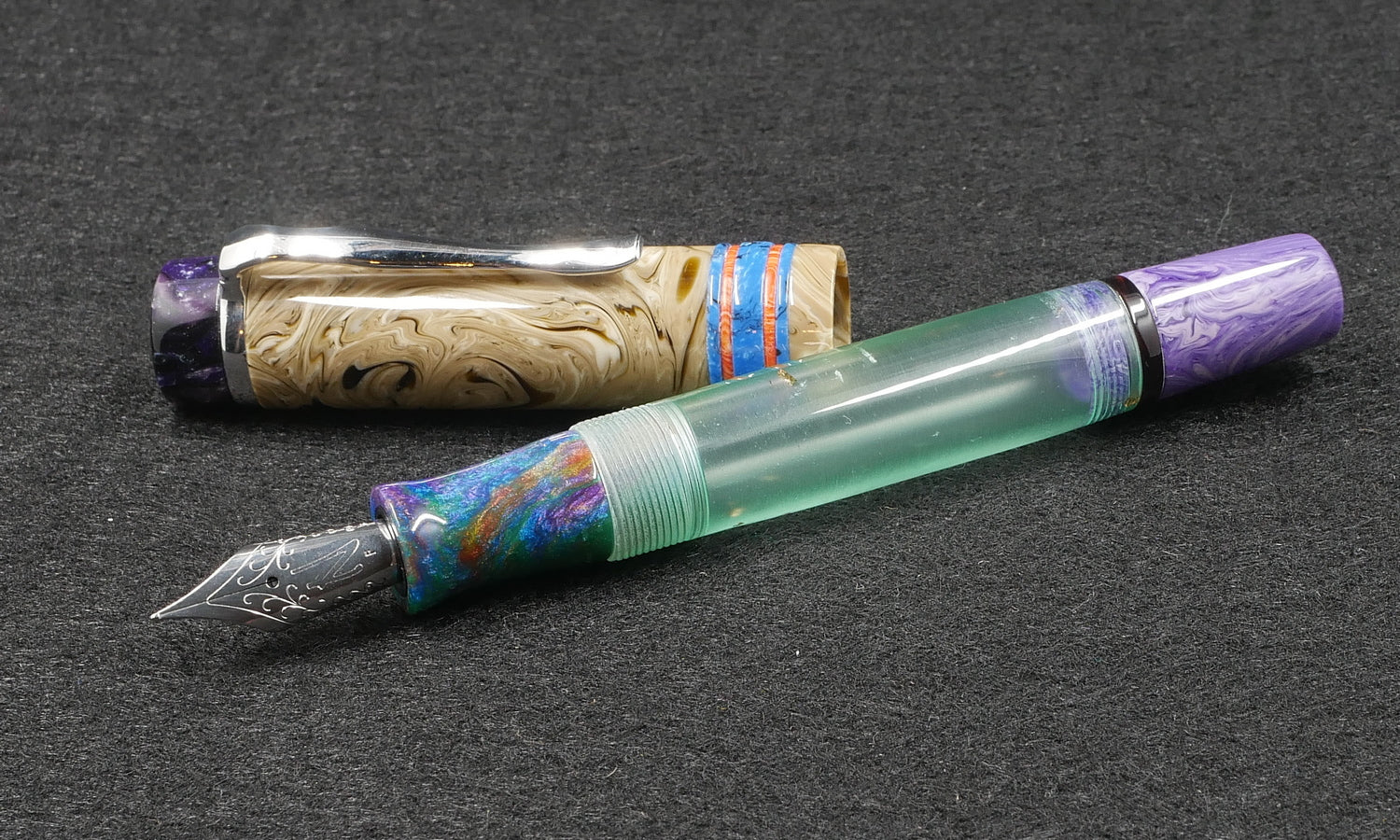 Knickerbocker - Medium - Hot Mess of Materials resin - cast clip - #6 nib