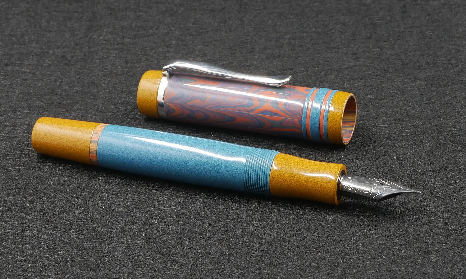 Knickerbocker - Medium - SEM & Nikko ebonites Retro 1 - cast clip - #6 nib