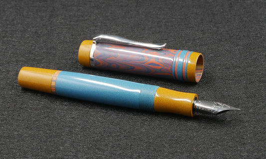 Knickerbocker - Medium - SEM & Nikko ebonites Retro 1 - cast clip - #6 nib