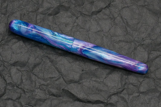 Majestic - Small - D Squared Glacial Borealis resin (feb21-2) - #6 nib