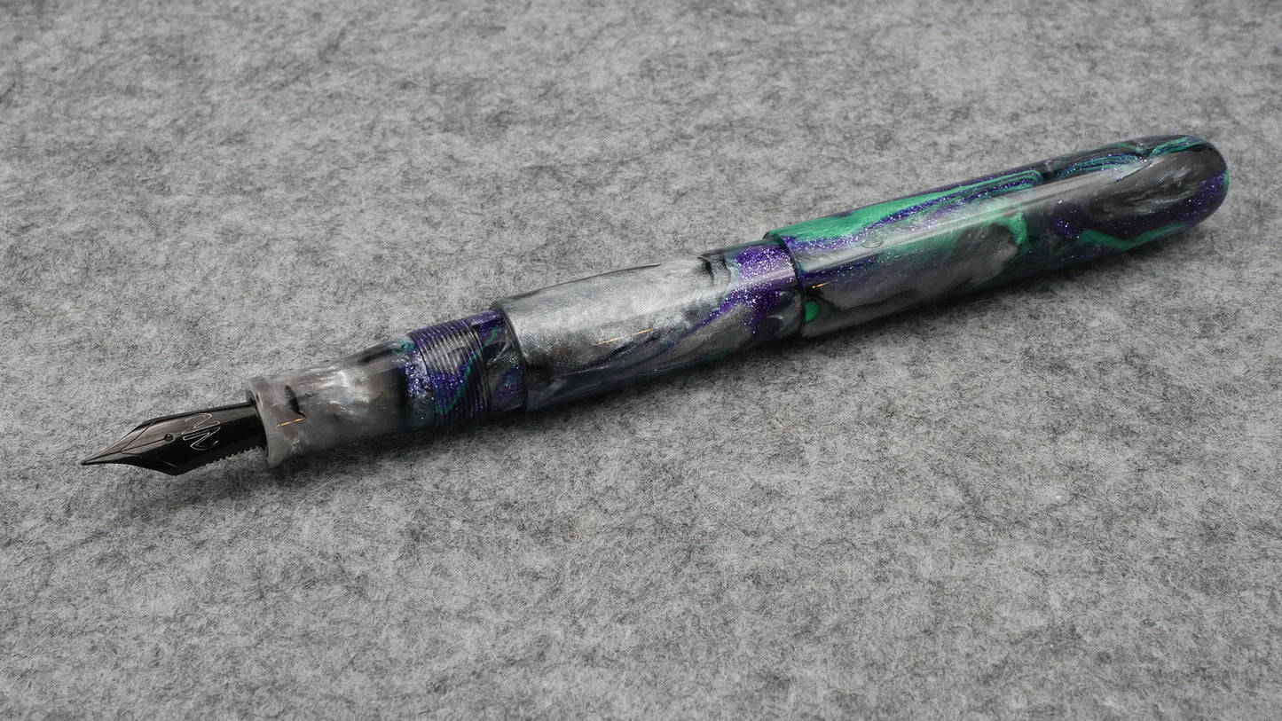 Majestic - Medium - CORRL purple/green/silver resin - #6 nib