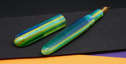 Majestic - Medium - D Squared Kelp Stripe resin - #6 nib