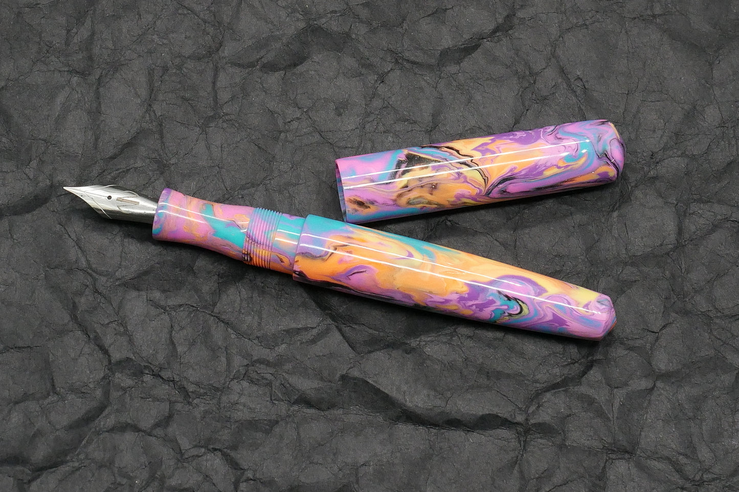 Moody - Medium – Carolina Pen Co Hot 90s pt resin - Feb21 - #6 nib