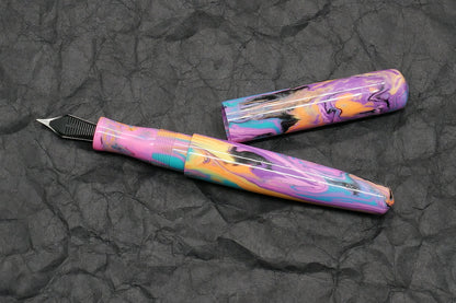 Moody - Medium – Carolina Pen Co Hot 90s pt resin - Feb21 - #6 nib