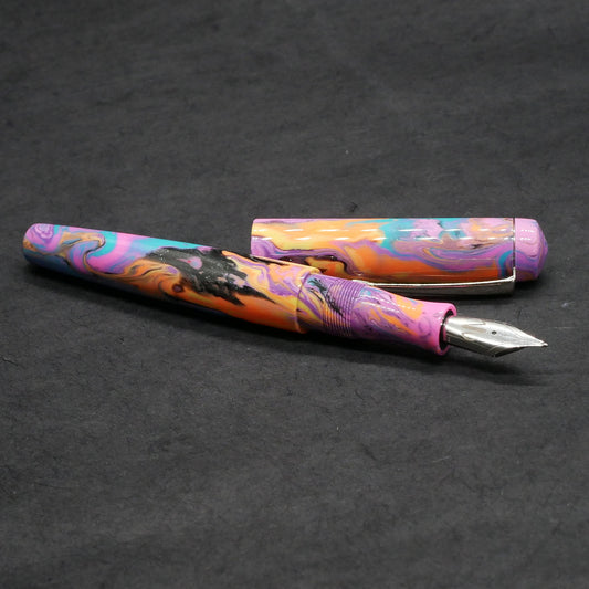 Moody -Small – Carolina Pen Co Hot 90s resin - #6 nib - clip