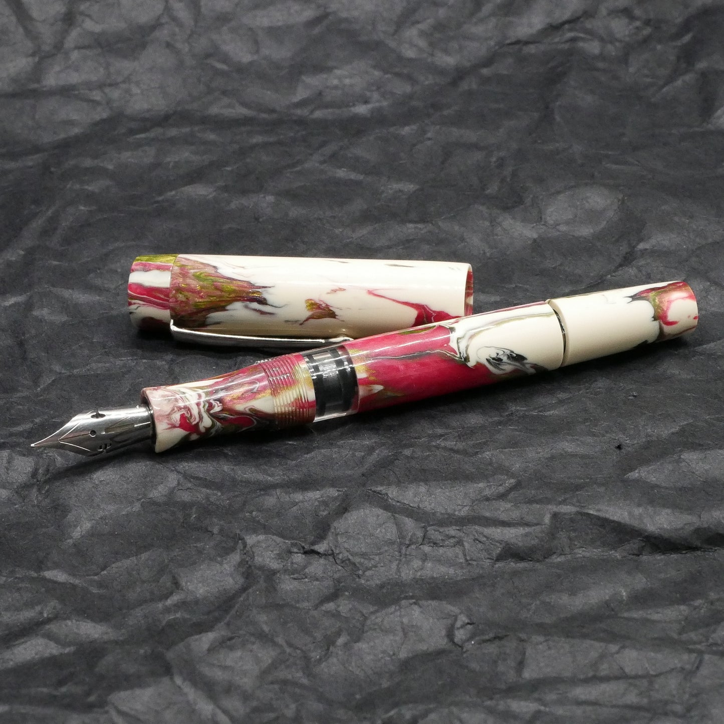 Orville - medium - Carolina Pen Co Ivory Roses resin - piston - clip - Jowo #6 nib