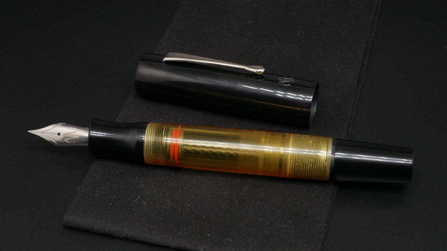 Orville - Large - Black and amber ultem - clip - piston - #6 nib