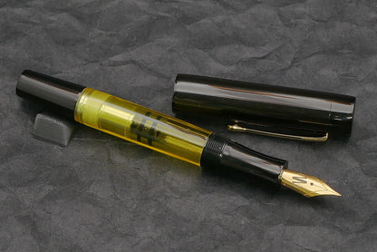 Orville - Medium - SEM Black ebonite - clip - piston - #6 nib