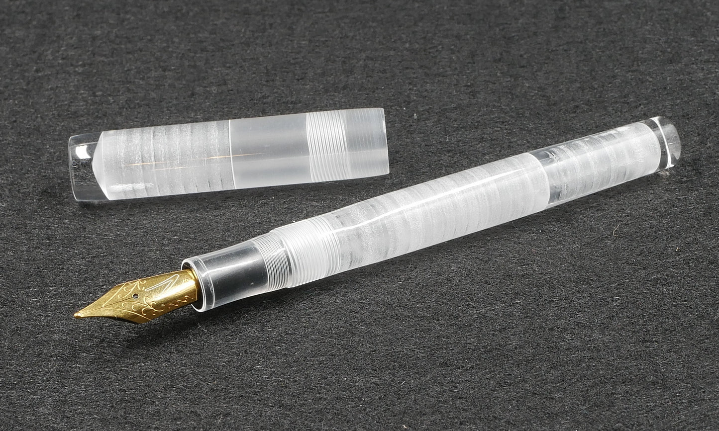 Orville - slim - Clear acrylic - #6 nib