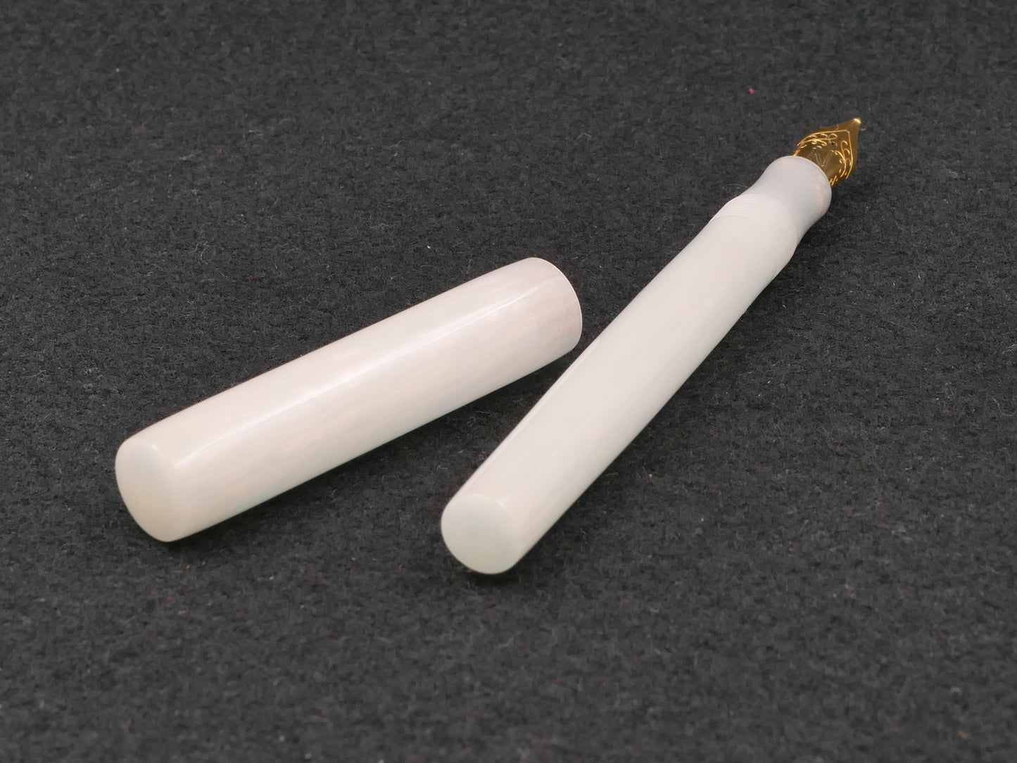 Orville - slim - D Squared Arts Pink Pearl resin - #6 nib