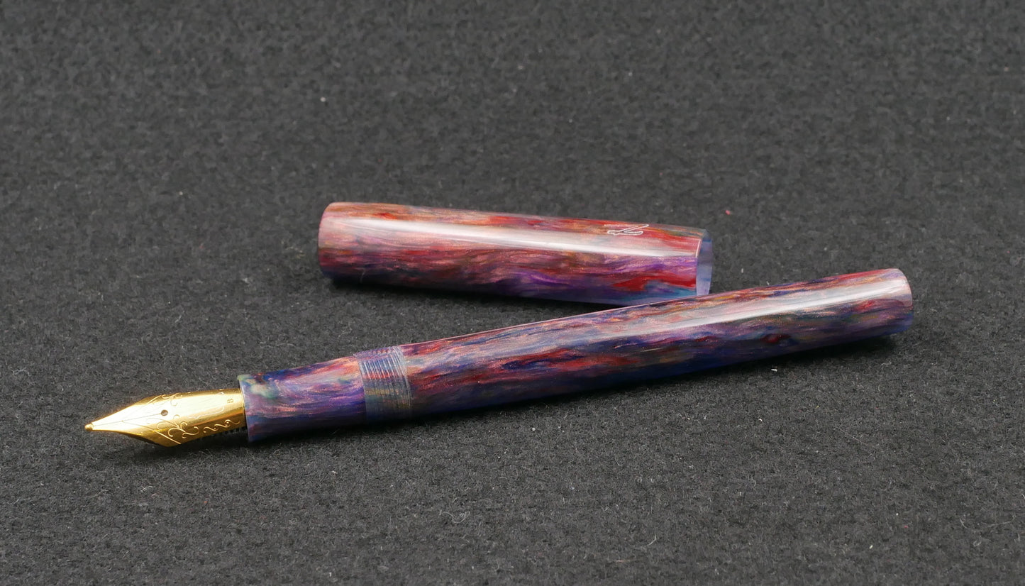 Orville - slim - Linear Purple resin - #6 nib