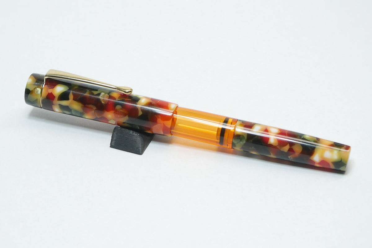 Orville - small - Conway Stewart Coral Green acrylic - Jowo #6 - Syringe fill
