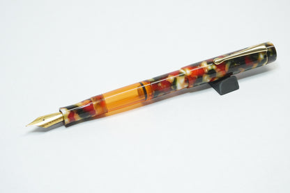 Orville - small - Conway Stewart Coral Green acrylic - Jowo #6 - Syringe fill