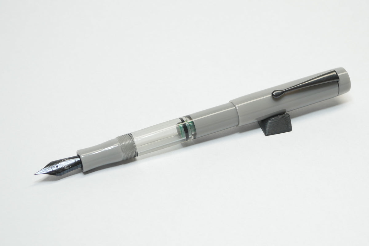 Orville - small - Light Gray acrylic - Jowo #6 - Syringe fill