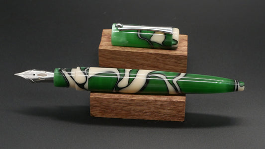 Preston fountain pen  - slim - Long - Green Sands acrylic - clip - Jowo #6 nib