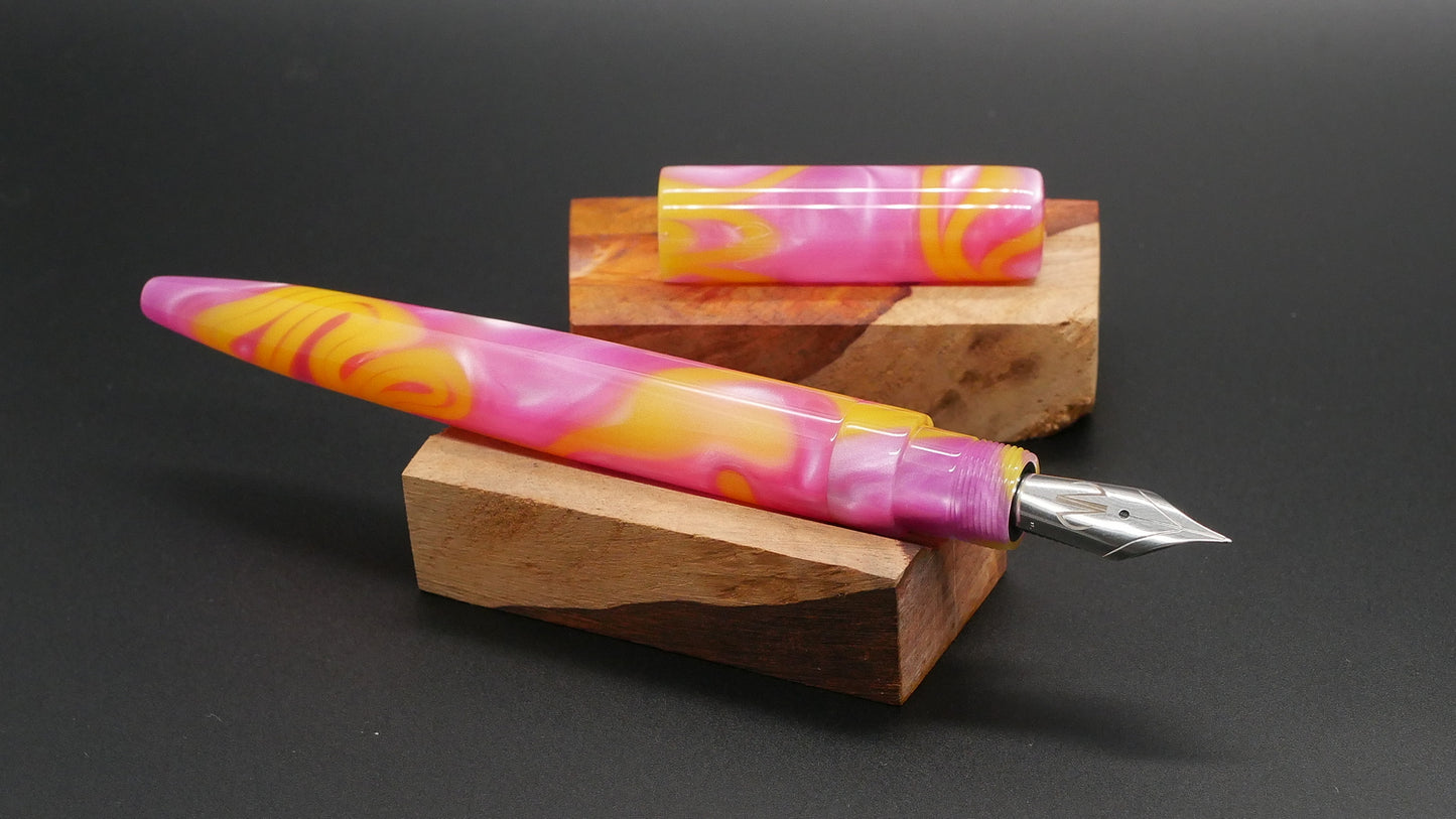 Preston fountain pen  - slim - Long - Pink with yellow swirls acrylic - Jowo #6 nib