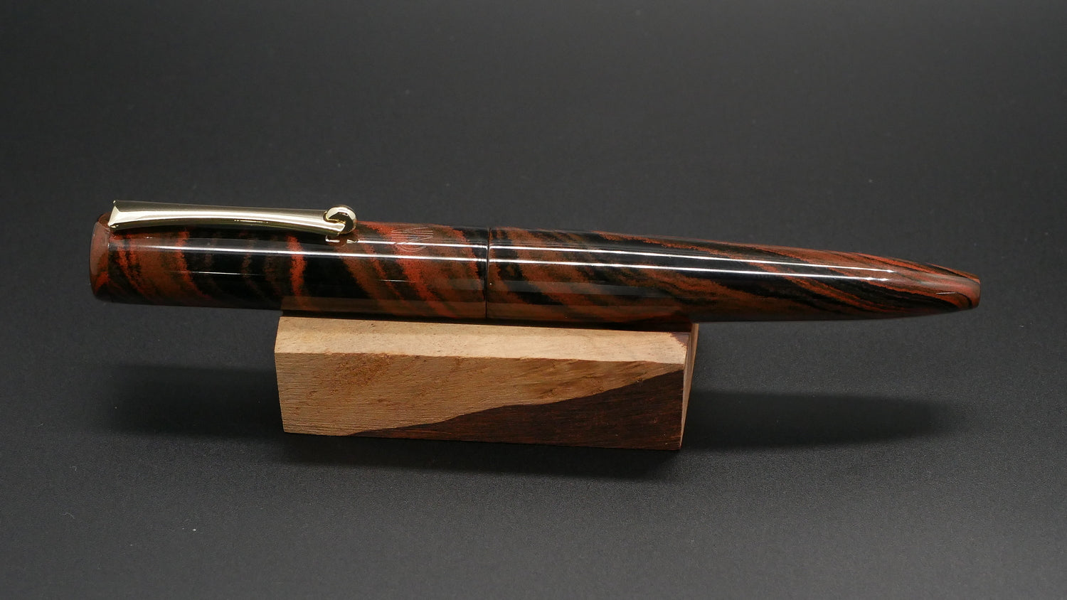 Preston fountain pen  - slim - Mid - Orange swirl ebonite - clip - Jowo #6 nib - Short carts only