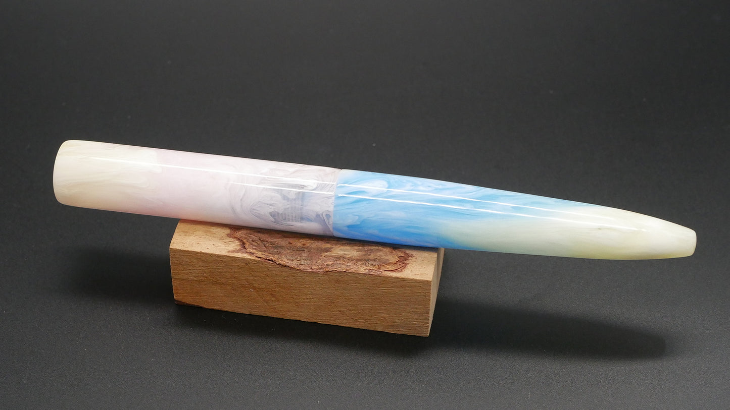 Preston fountain pen - slim - Mid - Pasquale Pastel 3 color resin - Jowo #6 nib