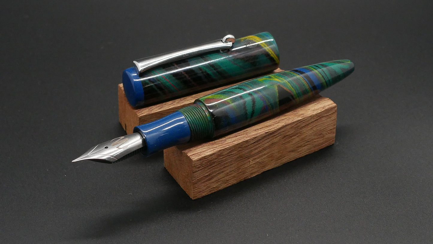 Preston fountain pen  - slim - Shorty - Peacock swirl ebonite - clip - Jowo #6 nib - Short carts only