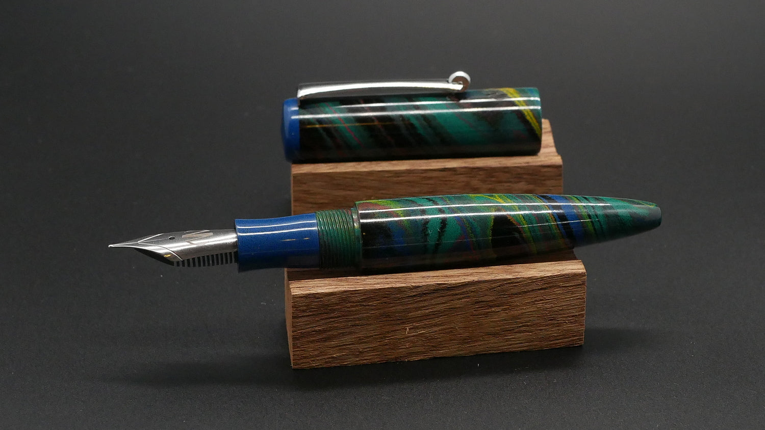 Preston fountain pen  - slim - Shorty - Peacock swirl ebonite - clip - Jowo #6 nib - Short carts only
