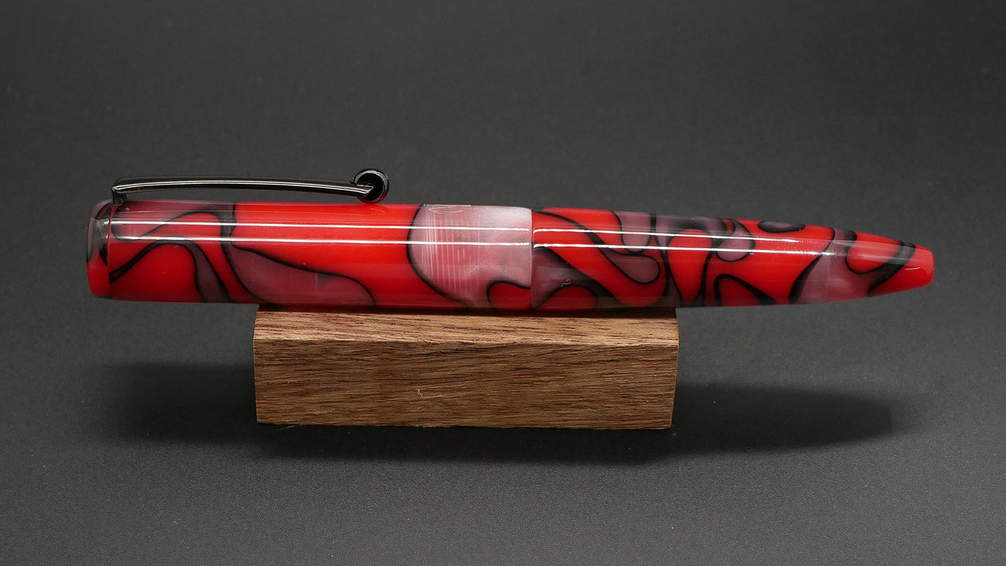 Preston fountain pen  - slim - Shorty - Red swirls acrylic - clip - Jowo #6 nib