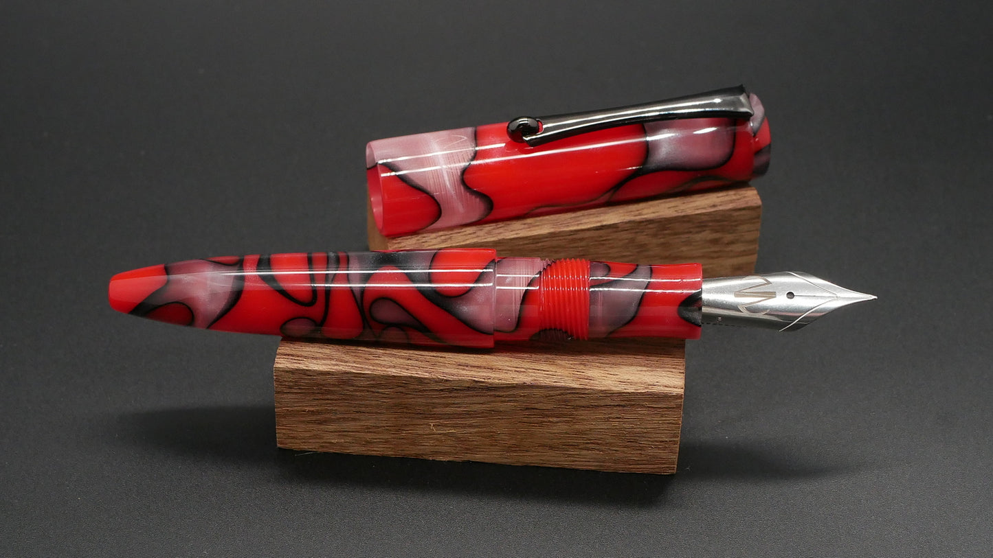 Preston fountain pen  - slim - Shorty - Red swirls acrylic - clip - Jowo #6 nib