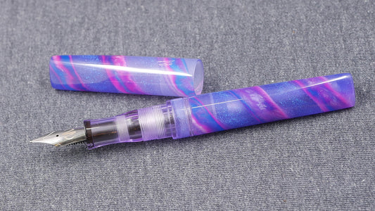 Prospector - Medium - Black Magic - Pink and Purple Twist - Jowo #6 nib