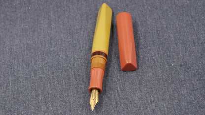 Prospector - Medium - SEM Yellow, Cumberland, Honey, Mud ebonites - Jowo #6 nib