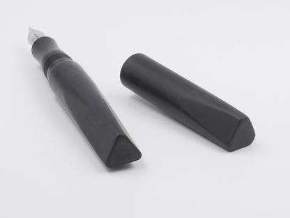 Prospector - Medium - German Black ebonite - Jowo #6 nib