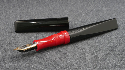 Prospector - Medium - Black and red acrylic - M1000 nib (not available from me)