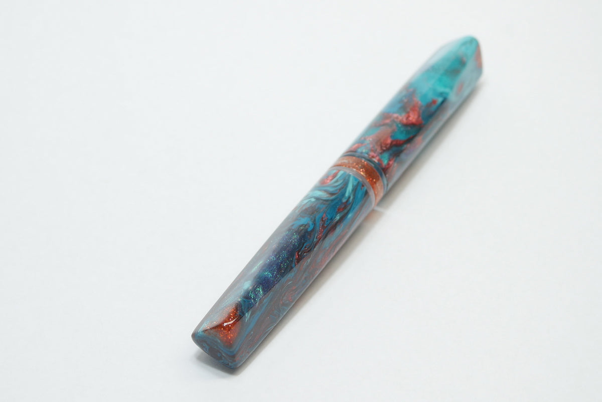 Prospector - Medium - Maverick Cosmic Prism resin