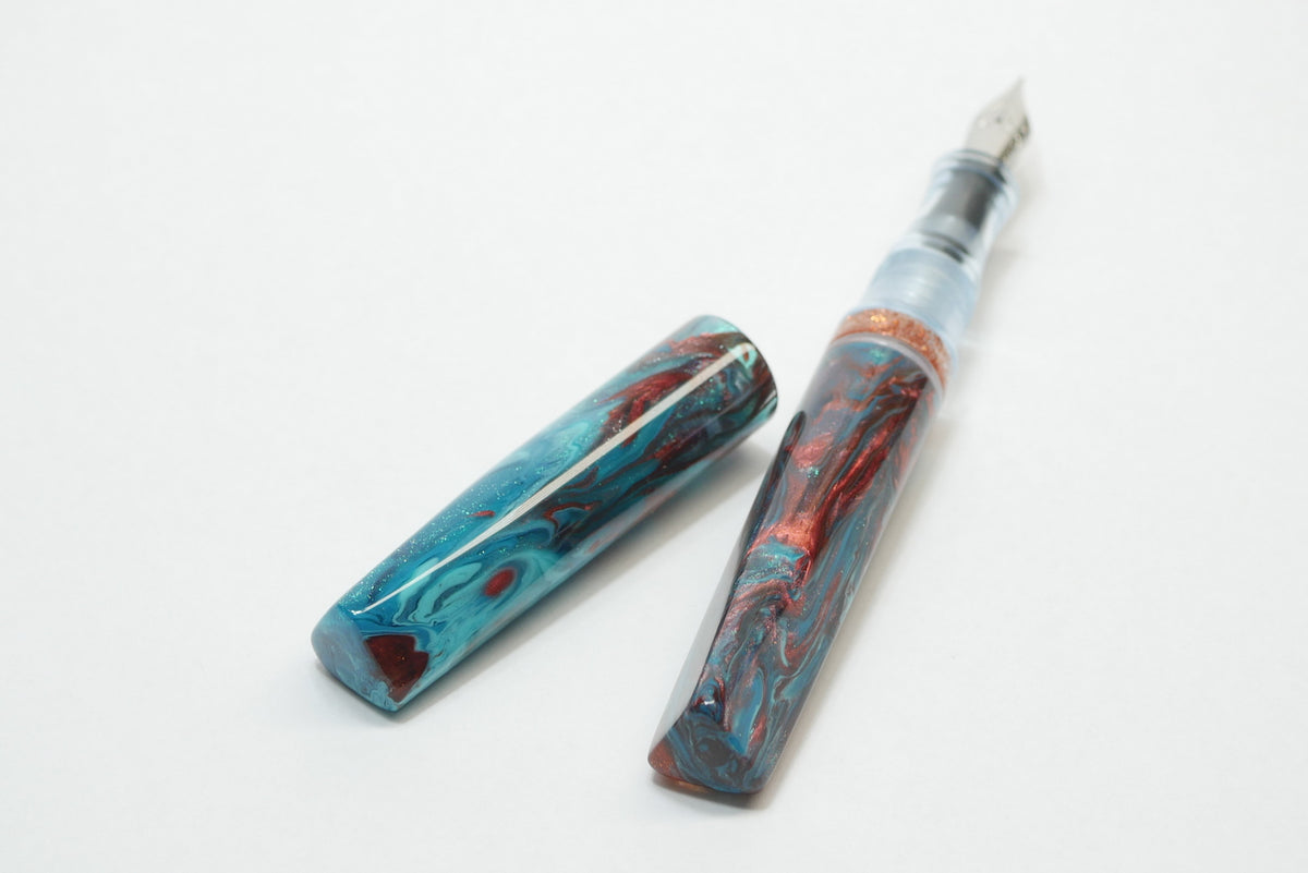 Prospector - Medium - Maverick Cosmic Prism resin