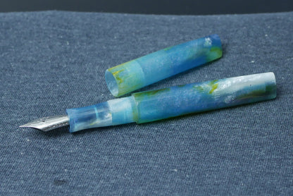 Prospector - Small - D2 Yellow in Blue resin