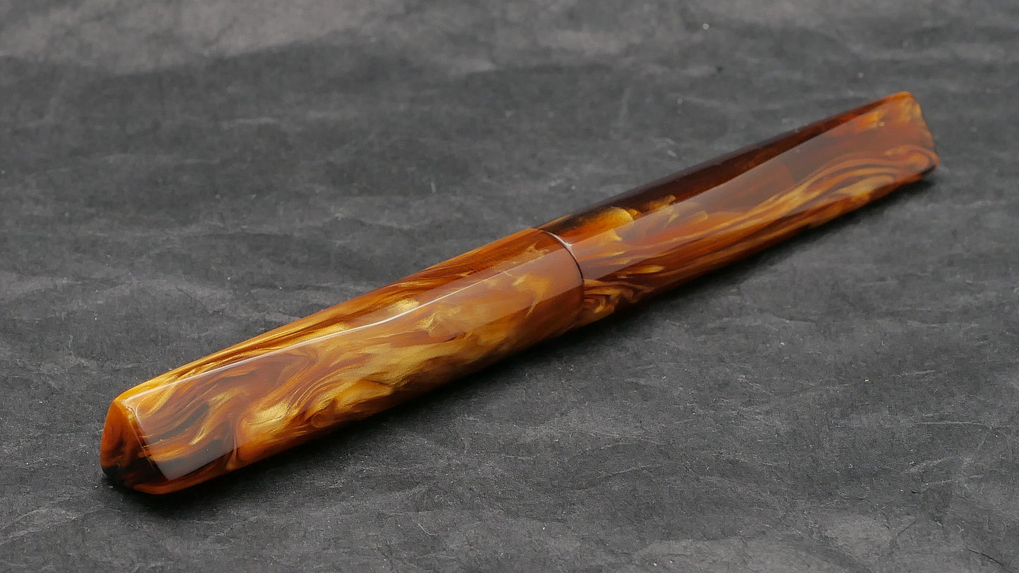 Prospector - Slim - Corrl resin, Amber Tortoise - #6 nib