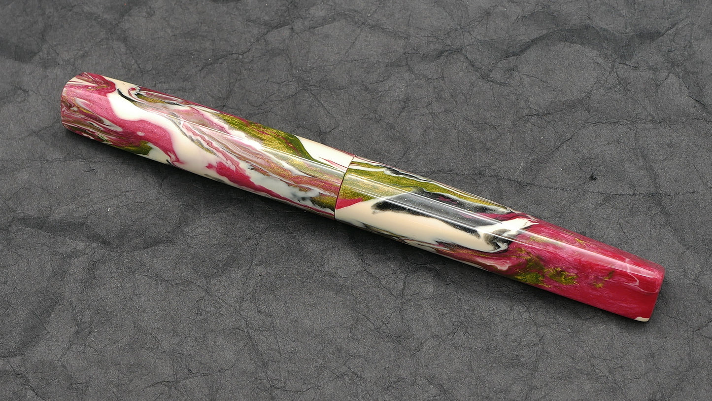 Prospector - Medium - Carolina Pen Co resin, Ivory Roses - #6 nib