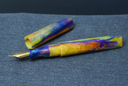 Prospector - Medium - D2 Rainbow resin