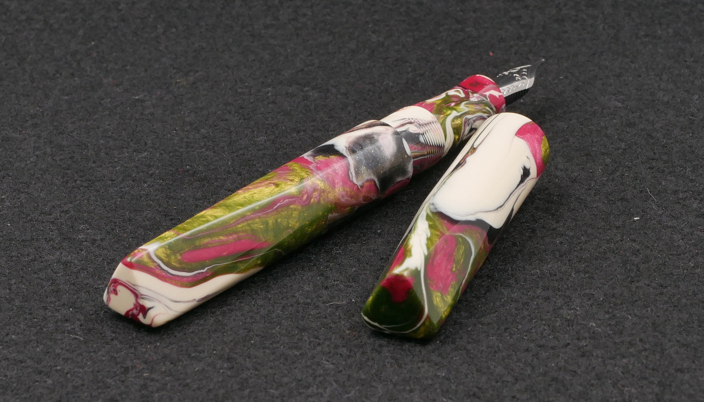 Prospector - Medium - Brooks Ivory Roses resin - Jowo #6 nib