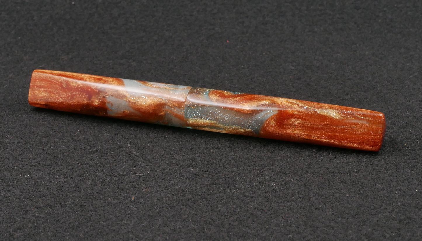 Prospector - Medium - Eel And Anchor Copper Sea Glass resin - Jowo #6 nib